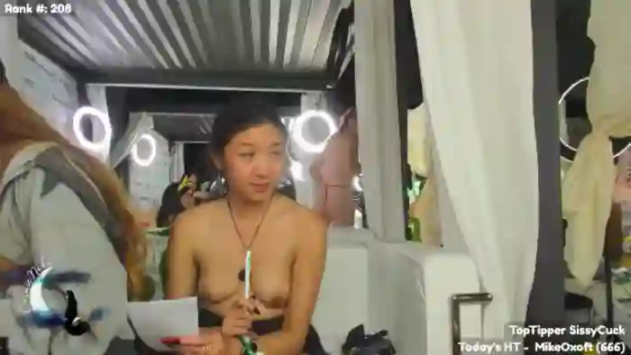 2025/10/09/mfc-cosmicneko-03-04-52