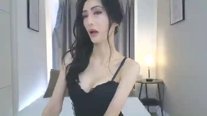 2025/10/09/mfc-eleah-08-19-00