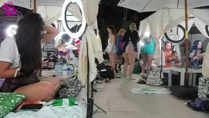 GirlbotDiv