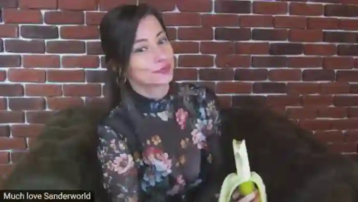 2025/10/10/mfc-delicesmile-18-38-53