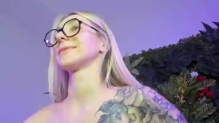 2025/10/10/mfc-horny_blond-12-18-04