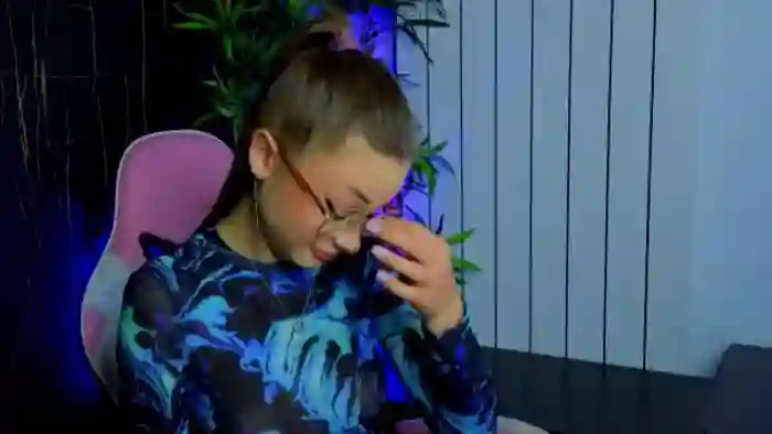 2025/10/11/mfc-alysereuse-02-39-03