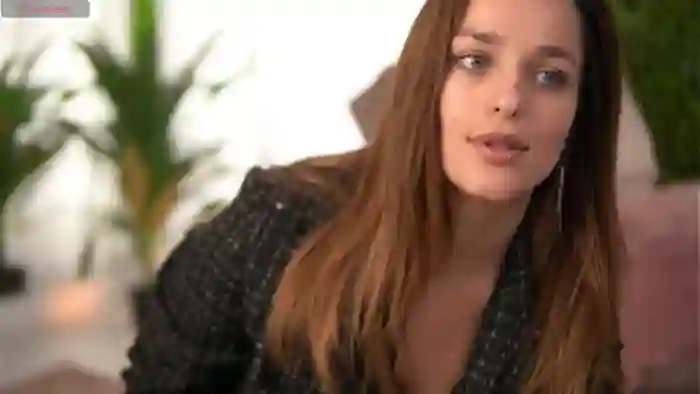 2025/10/11/mfc-freyaheart-08-48-26