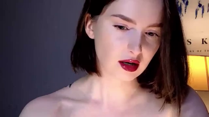 Red_Lips_Girl