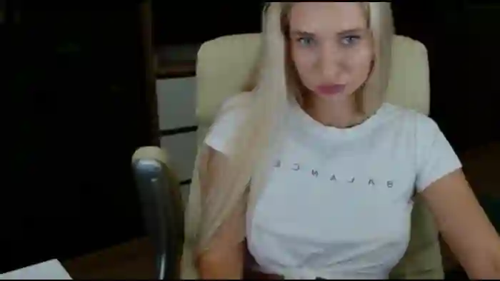 2025/10/12/mfc-miss_sylvia-16-48-52