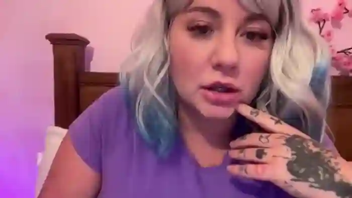 2025/10/13/mfc-pandabella-21-39-07