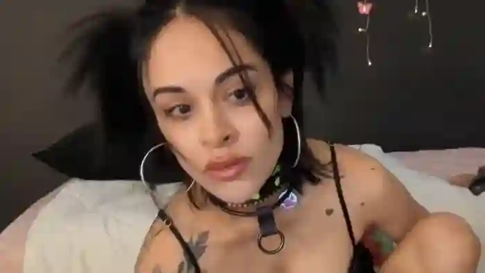 2025/10/13/mfc-xreya-16-45-56