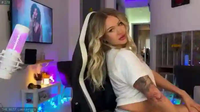 2025/10/14/mfc-alexiangel-05-58-23