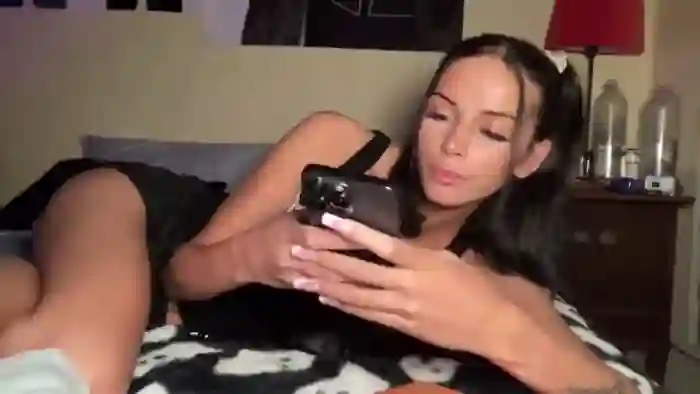 2025/10/14/mfc-alliefrost-03-02-57