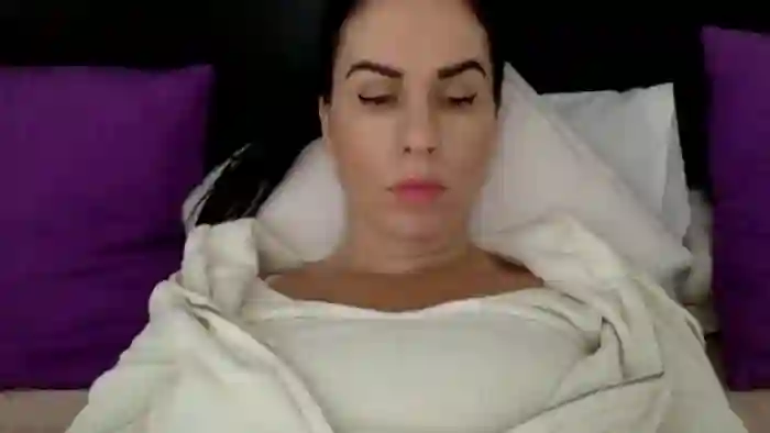 2025/10/14/mfc-brandybella-14-04-08