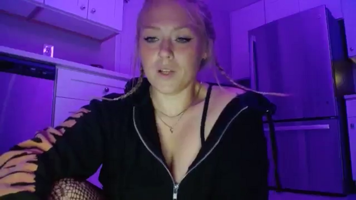 SneakyAlice