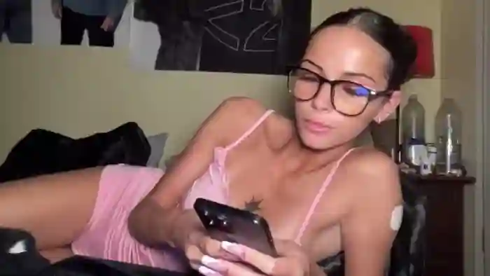 2025/10/15/mfc-alliefrost-00-12-02