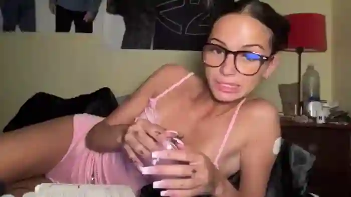 2025/10/15/mfc-alliefrost-00-51-13