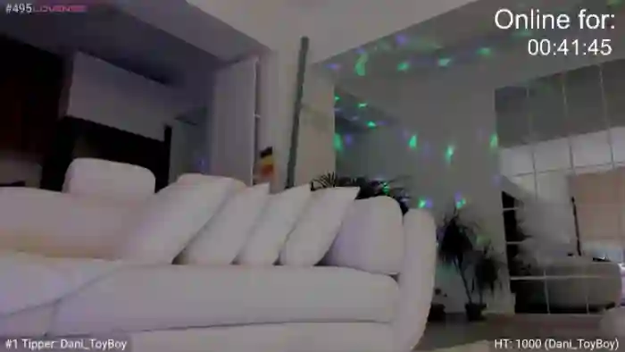 2025/10/15/mfc-birthdayg1rl-20-40-40