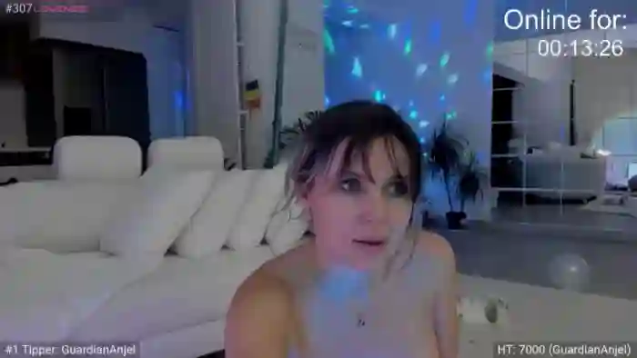 2025/10/15/mfc-birthdayg1rl-21-08-59