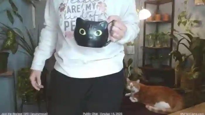 2025/10/15/mfc-kellyheart-16-45-16