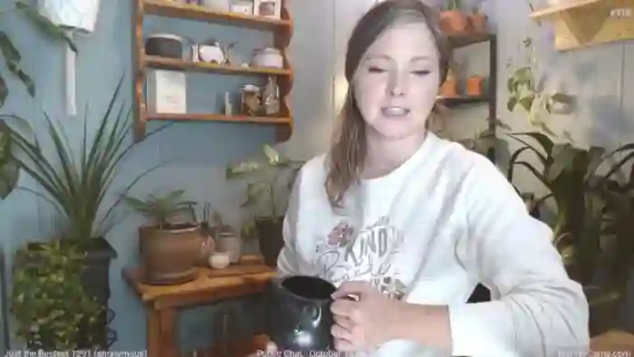 2025/10/15/mfc-kellyheart-17-48-40