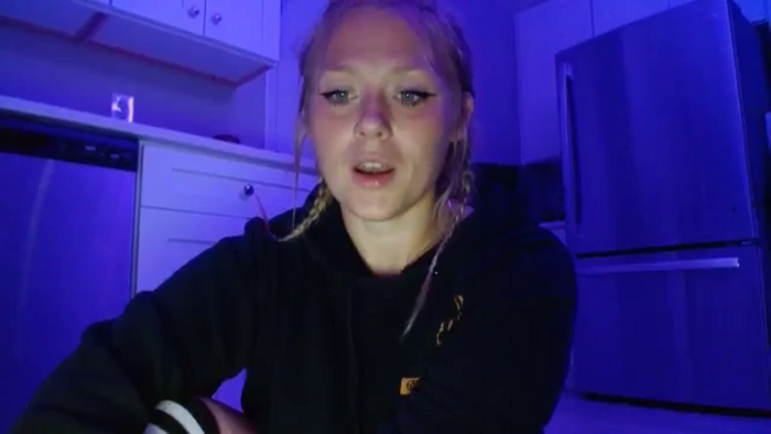 SneakyAlice