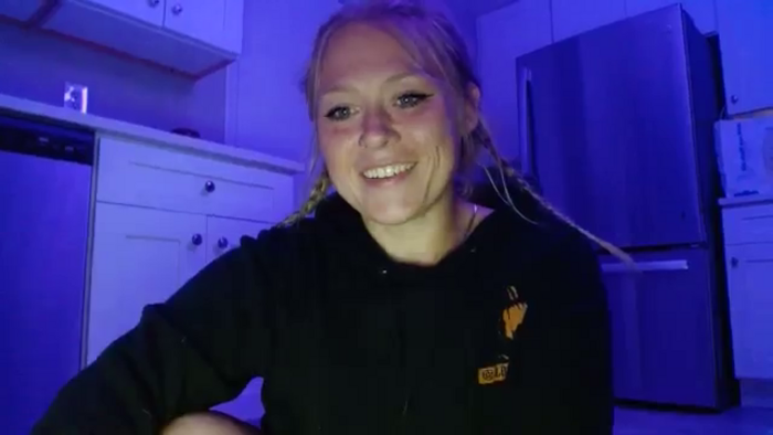 SneakyAlice