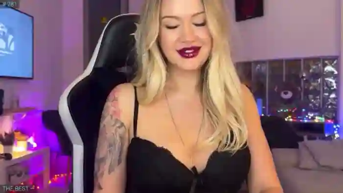 2025/10/16/mfc-alexiangel-04-58-06