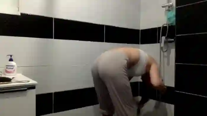 2025/10/18/mfc-brandybella-13-56-06
