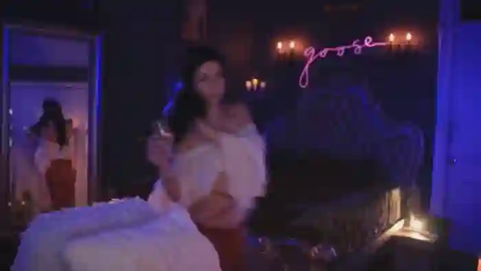 2025/10/18/mfc-lucy_goose-05-09-56