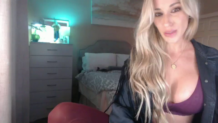 Queen_bambii