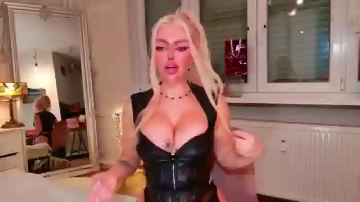 2025/10/19/mfc-squirtly_alex-17-54-35