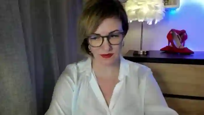 2025/10/20/mfc-eroticfelizia-15-16-45