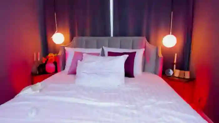 2025/10/21/mfc-carlawhitex-05-57-08