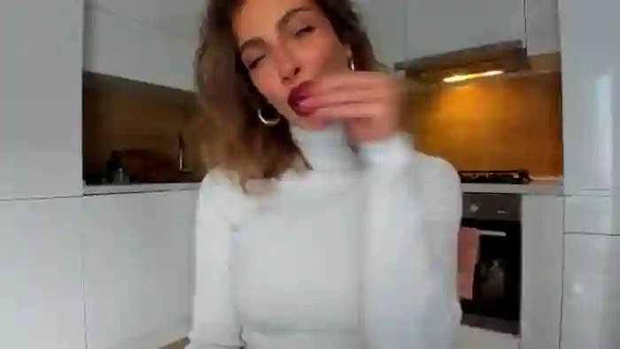 2025/10/21/mfc-dennya-14-03-14