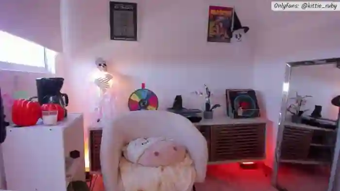 2025/10/21/mfc-kittieevil-18-16-41