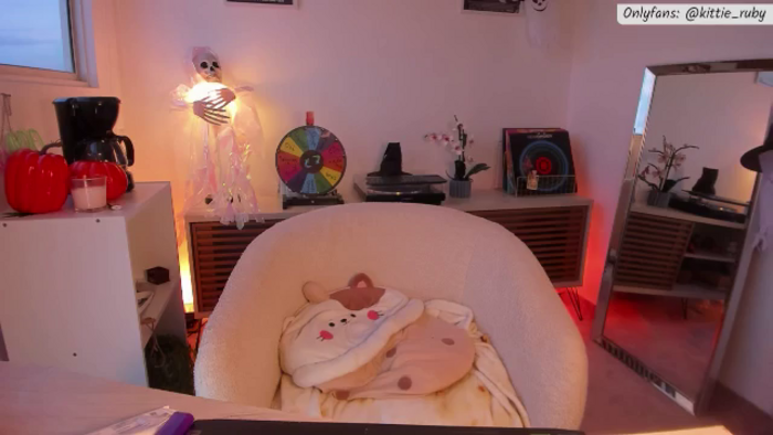 kittieEVIL