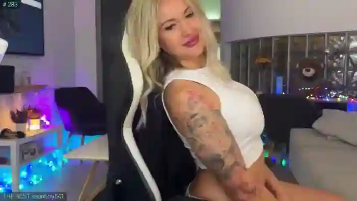 2025/10/22/mfc-alexiangel-06-19-55