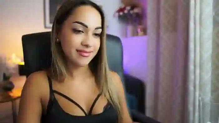 2025/10/22/mfc-laniixxx-17-15-56