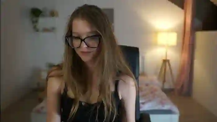 2025/10/22/mfc-lisa_mccoy_-22-25-18