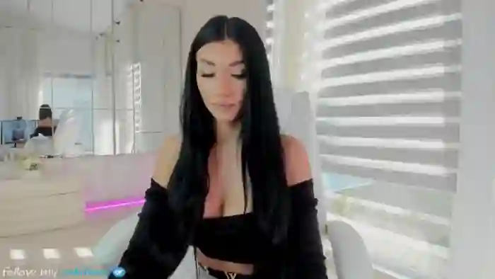 2025/10/22/mfc-miss_diamond_-07-53-46