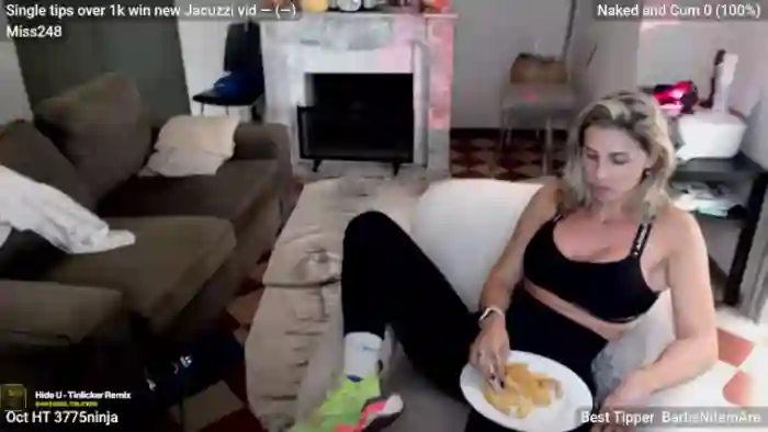 2025/10/23/mfc-its_goddess_b-12-19-24
