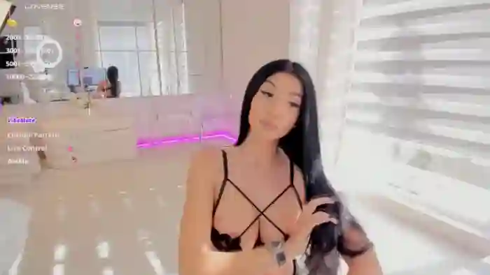2025/10/23/mfc-miss_diamond_-08-37-06