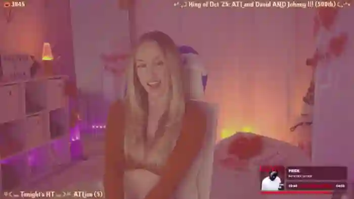 2025/10/23/mfc-oliviaxfaye-03-22-44