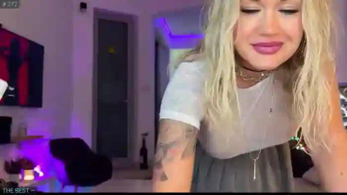 2025/10/24/mfc-alexiangel-15-56-46