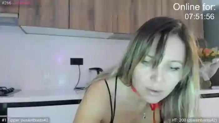 2025/10/24/mfc-birthdayg1rl-20-27-22