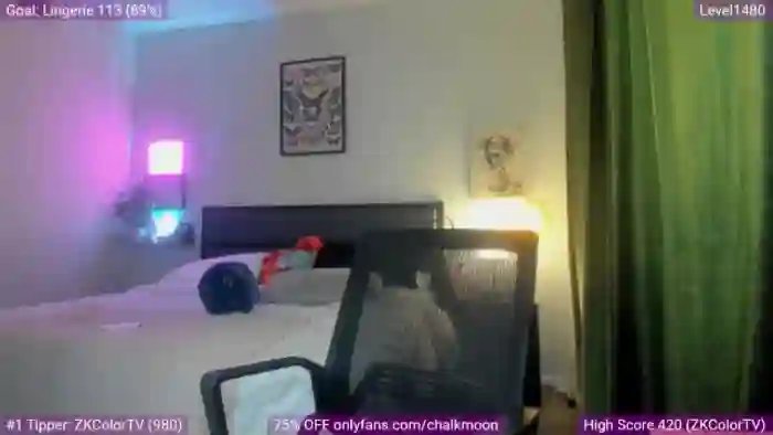 2025/10/24/mfc-chalkmoon-03-38-30