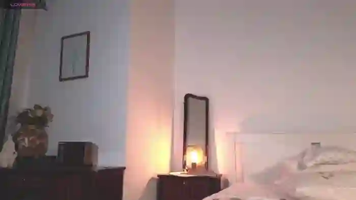 2025/10/24/mfc-sellena_girl-03-20-13