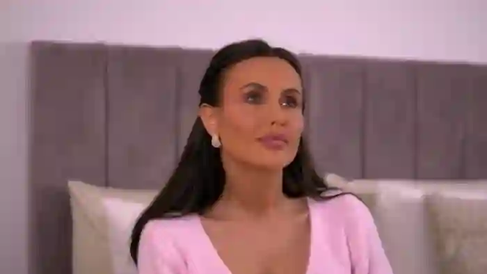 2025/10/25/mfc-anaisbellas-20-14-03