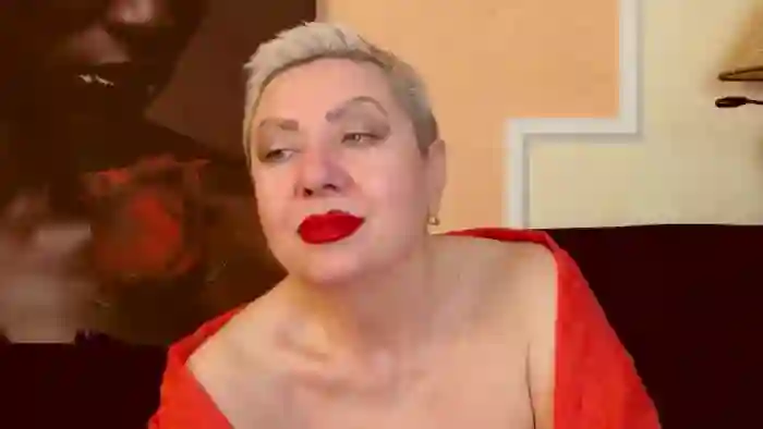 2025/10/25/mfc-lady__posh-00-14-58