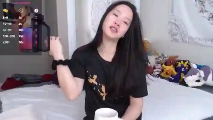 2025/10/25/mfc-marissapeach-14-06-02