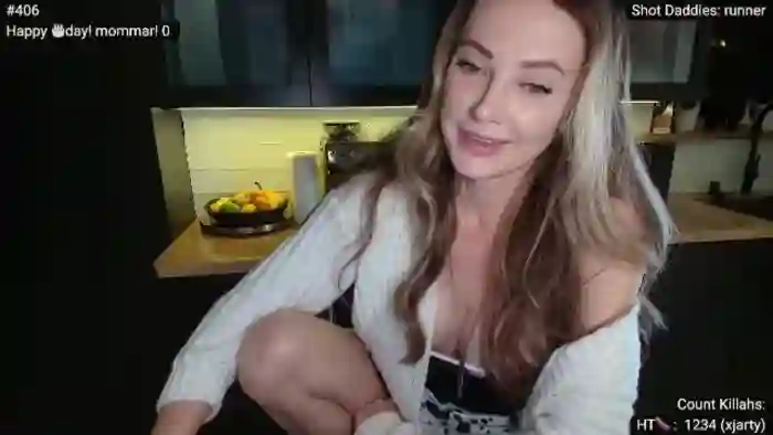 2025/10/25/mfc-alexis-04-24-09