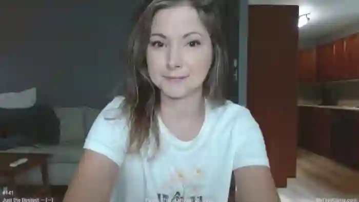 2025/10/26/mfc-kellyheart-15-41-18