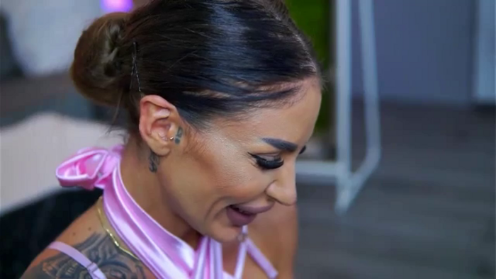 RaquelleVon